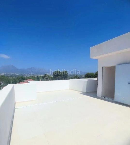 Foto 407bff3b-94b5-4ed0-9154-1fe668a2a68b. Chalet con riscaldamento parcheggio piscina in L´Albir Alfàs del Pi (l´)