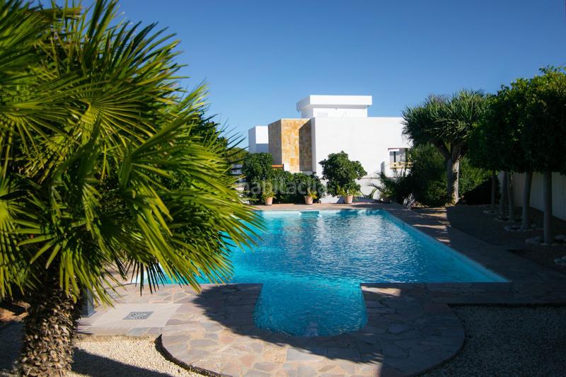 Foto 17c01069-299a-4781-9877-d00389bb9a76. Xalet amb calefacció aparcament a L´Albir Alfàs del Pi (l´)