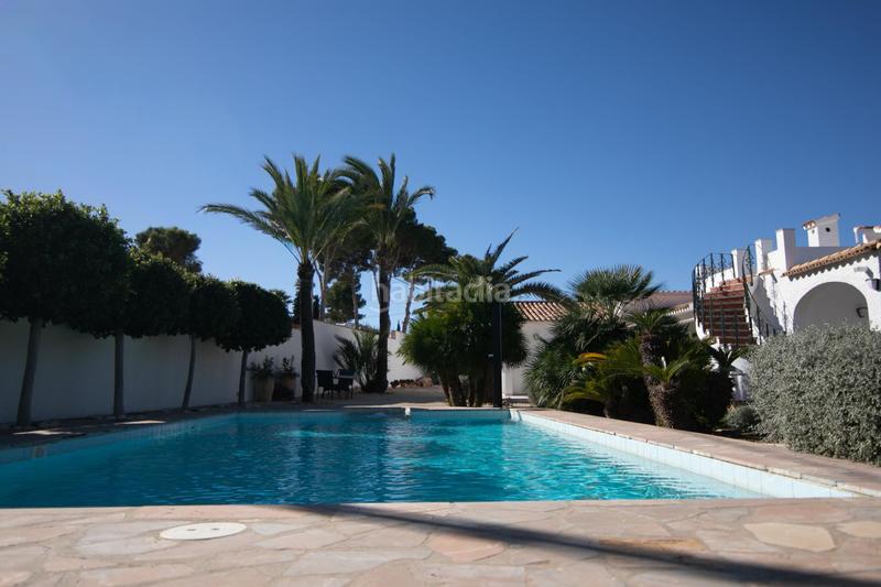 Foto 52beca6d-2d27-4dbd-8d3d-cbf26d2f5524. Xalet amb calefacció aparcament a L´Albir Alfàs del Pi (l´)