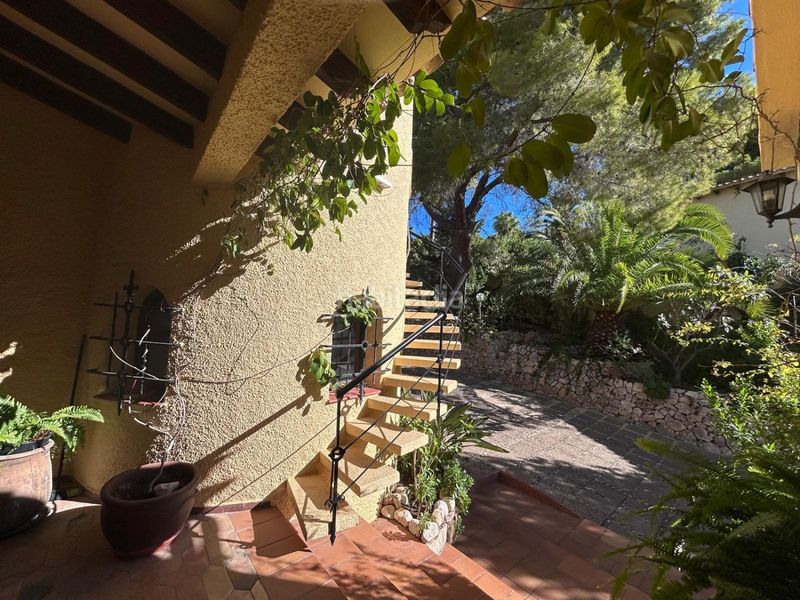 Foto 1aa4540a-9f1b-48c5-ac13-c8eec3478a30. Chalet exclusivo chalet con piscina privada en Altea la vella Altea