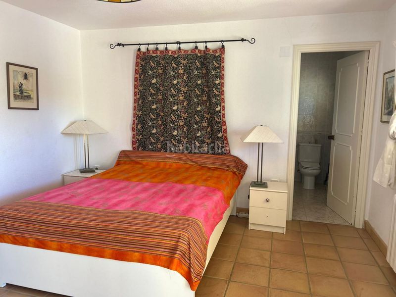 Foto 9051f224-9565-4c31-9a1a-04a187a459fe. Chalet exclusivo chalet con piscina privada en Altea la vella Altea