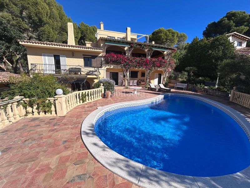 Foto dff1ff47-fe65-41ee-ae02-e7f31e70a457. Chalet exclusivo chalet con piscina privada en Altea la vella Altea