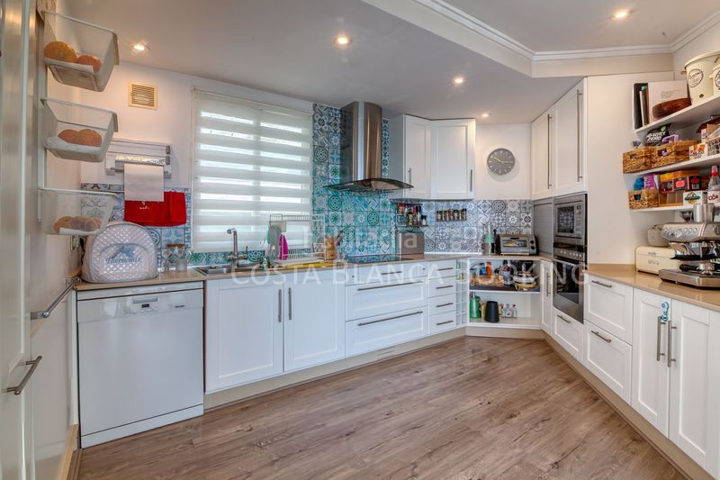 Foto 7ec1b5ac-d9fd-4272-8047-7e07b4a73552. Ático en Altea la vella Altea