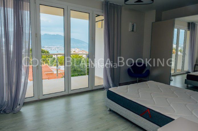 Foto ac436612-d348-404a-8a44-17df0010f26e. Chalet en L´Albir Alfàs del Pi (l´)
