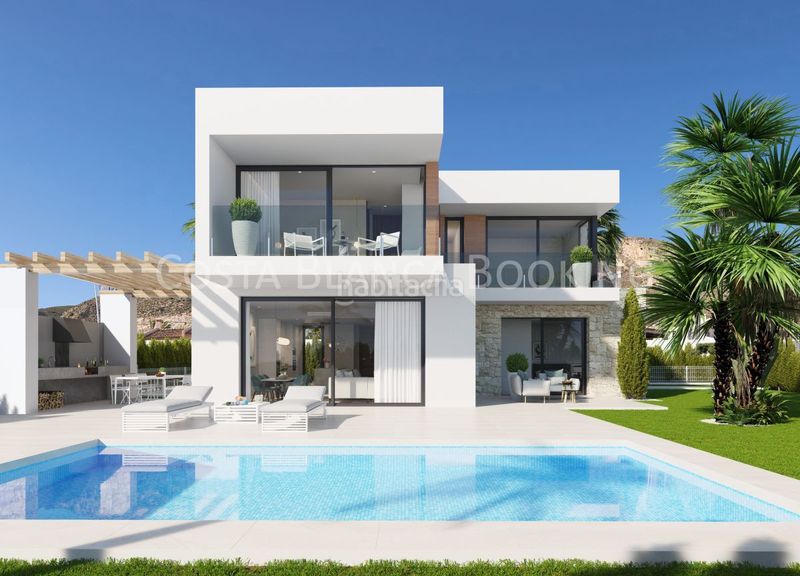 Foto 64f74a6a-bfa3-4fe3-a7ca-1d4ed309c138. Chalet últimas 2 villas exclusivas disponibles llave en mano en sierra cortina en Finestrat