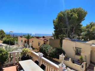 Casa aparellada a Coloma