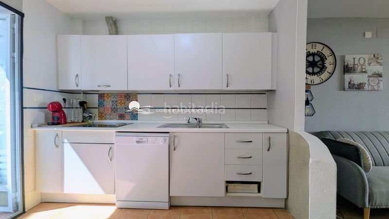Foto 3ef2856a-4fee-4600-9bb6-d8e96c04896b. Casa amb aparcament piscina a Montebello - Nou Espai Nucia (la)