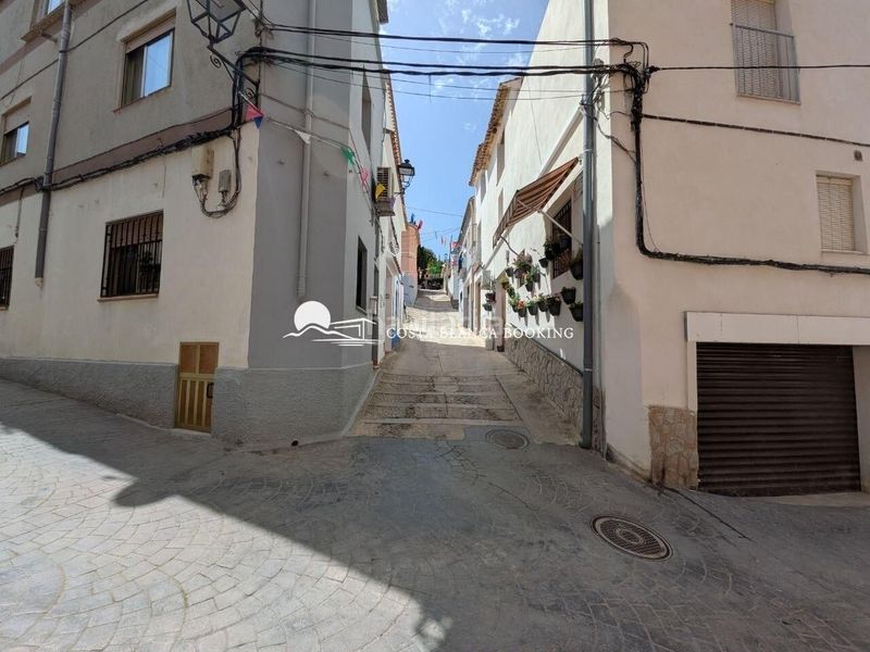 Foto b2914309-2356-4a06-a37e-01e8284cf194. Casa casita con encanto con impresionantes vistas a la montaña en Bolulla