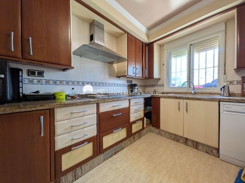 Foto f31d8cd7-6a9d-4085-bea1-4090ac415b55. Casa casita con encanto con impresionantes vistas a la montaña en Bolulla