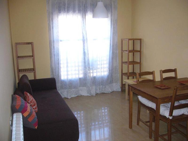 Foto cf541867-91c2-4365-b808-bec03f9fb568. Apartament amb calefacció aparcament a Puerta de Cuartos-Avenida de Portugal Talavera de la Reina