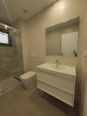 Location Appartement  Avenida alcalde gonzalo lago. Piso en zona nueva del hospital