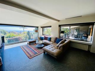 Chalet en Premià de Dalt. Con luz, diseño y mucho encanto