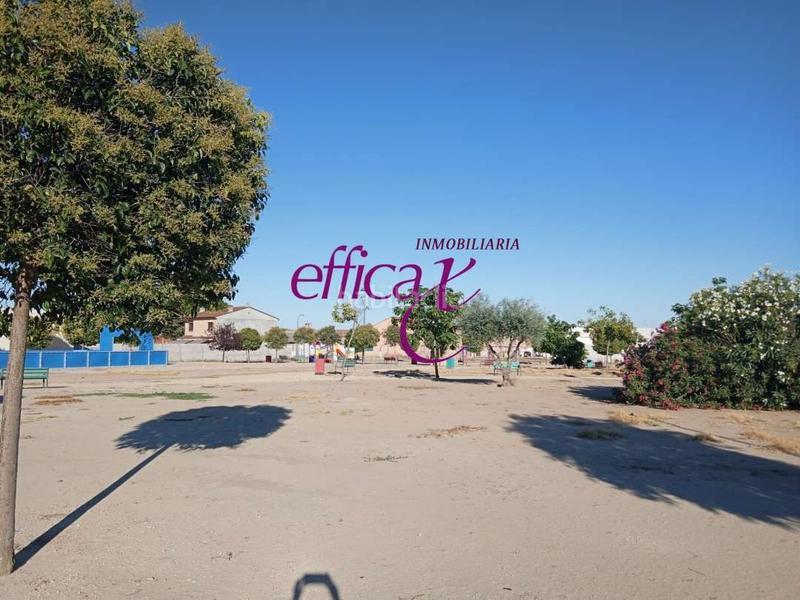 Foto fcef605e-6c30-4097-9f36-bd8f4169cbcd. Terreno residencial parcela urbana de 217 m2 en excelente ubicación! en Torrijos