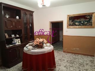 Casa a Burujón. Venta de casa centrica en burujon de una sola planta