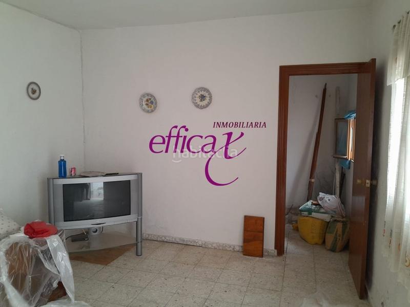 Foto c237af30-005d-4c94-b0b4-f8a658906d5c. Maison avec parking dans Burujón