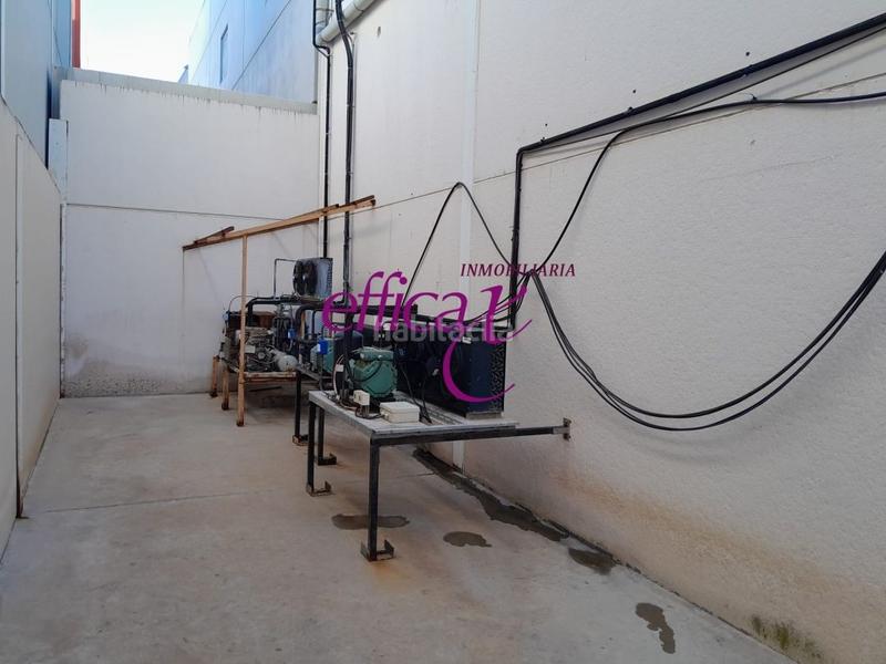 Foto 3a977645-7d5e-4e55-bc2e-158493a9fd42. Bâtiment à usage industriel dans Torrijos