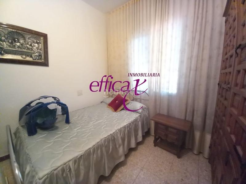 Foto a23b2725-910d-421e-8e28-d3425b20efc1. Casa amb calefacció aparcament a Torrijos