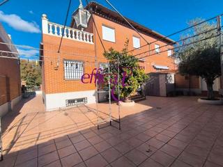 Haus in Alcabón. Precioso chalet pareado en venta en alcabón toledo