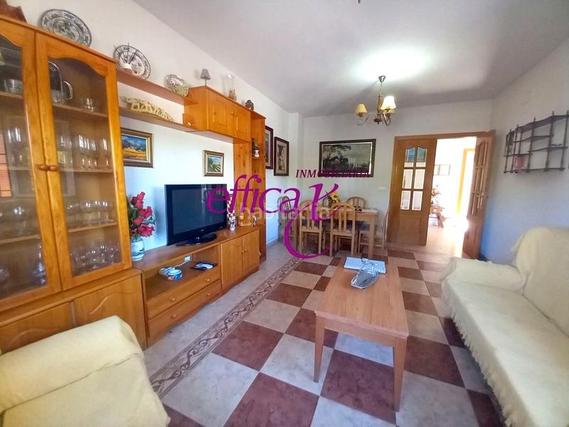 Foto 297b6376-7225-4df4-b27e-edb19aa37806. Casa con riscaldamento parcheggio in Alcabón