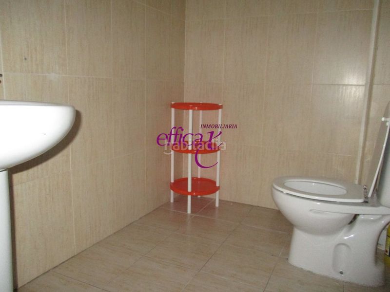 Foto a9f09b18-a6a0-4fa1-8aaa-fd90ca5fc137. Local comercial a Torrijos