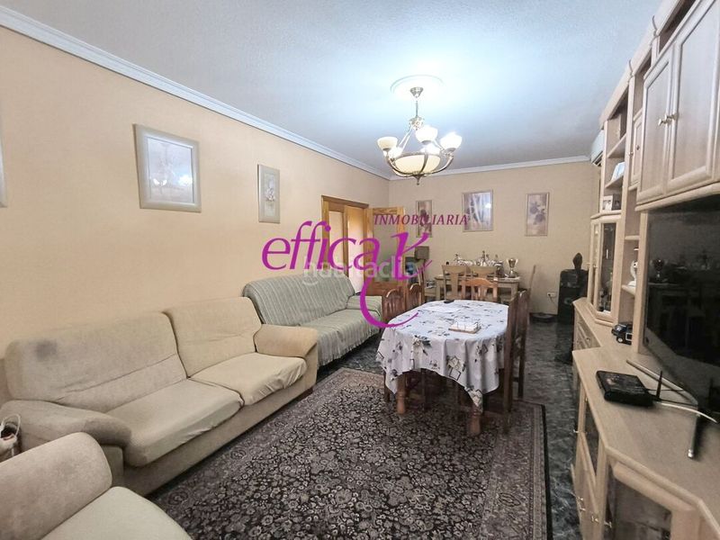 Foto 1b4d0e21-10e2-4b78-aa31-6e5efd6d52d0. Casa amb calefacció aparcament a Burujón