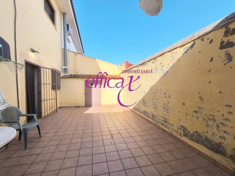 Foto 31ec01d9-96ea-4441-9690-1f18d0d4e4b9. Casa amb calefacció aparcament a Burujón