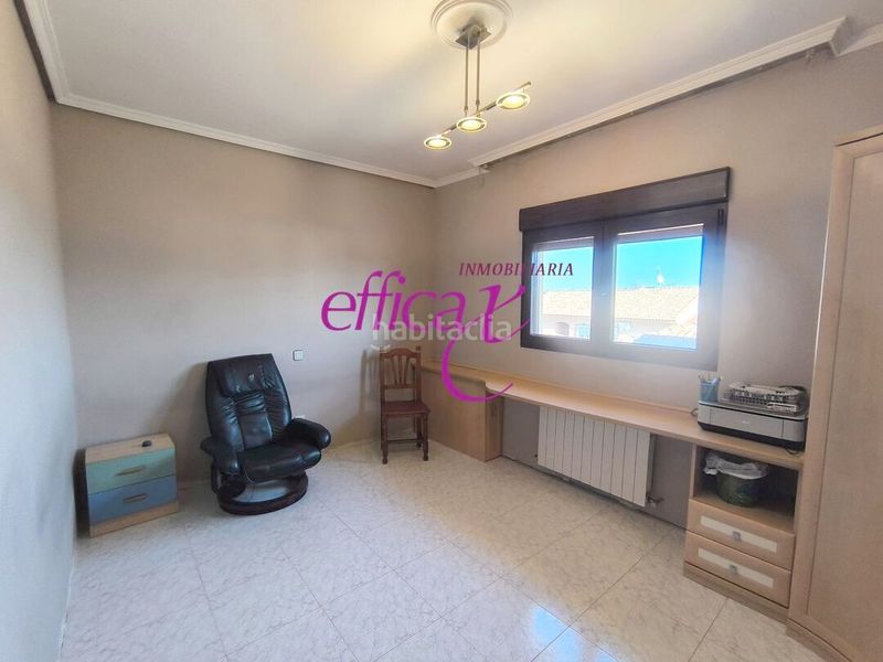 Foto bb175187-0126-4074-bfdf-f1b43f994715. Casa amb calefacció aparcament a Burujón