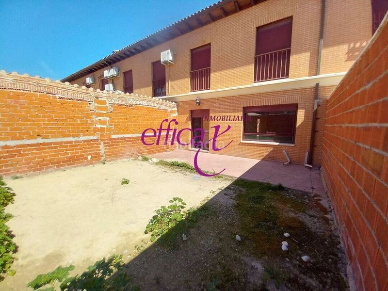 Foto cb48f346-f34f-4313-b55a-24b270391ad4. Casa amb calefacció aparcament a Torrijos