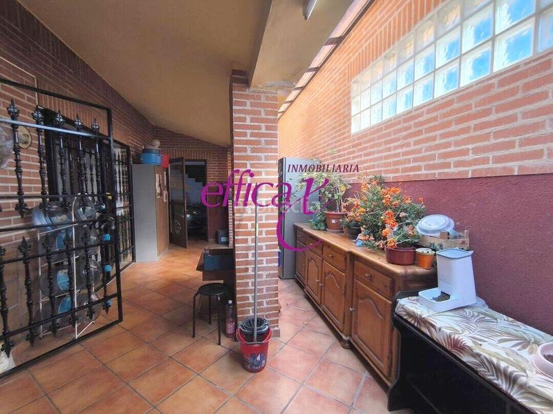 Foto 7a5e04b1-4061-4111-bb0b-67c99778a931. Casa amb calefacció aparcament a Gerindote