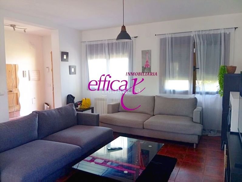 Foto a25407ab-6034-4330-b74f-274ddf558f51. Casa amb calefacció piscina a Lucillos