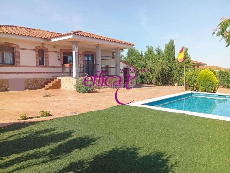 Foto b8c5a576-5720-4867-a1d7-bf203f4bbdd5. Casa amb calefacció piscina a Lucillos