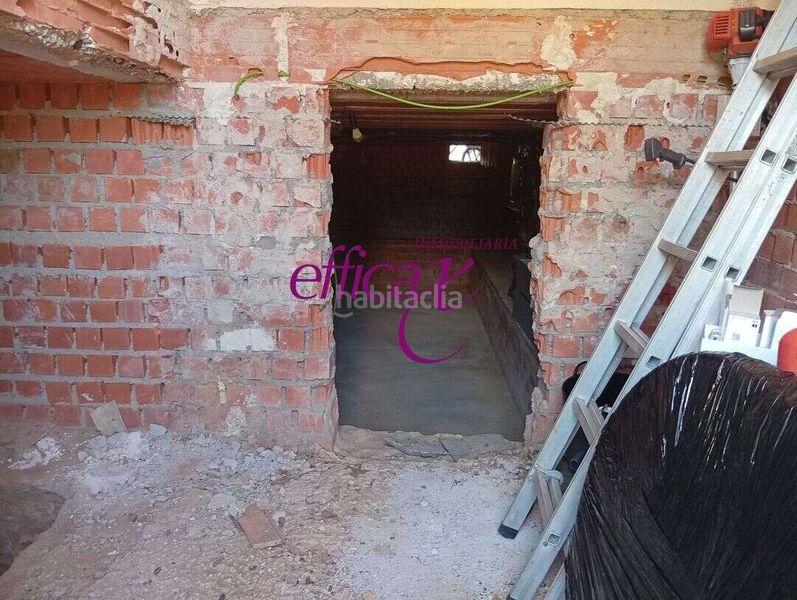 Foto c5b9007f-8d09-4cc7-894d-9ad0406d88ef. Casa amb calefacció piscina a Lucillos