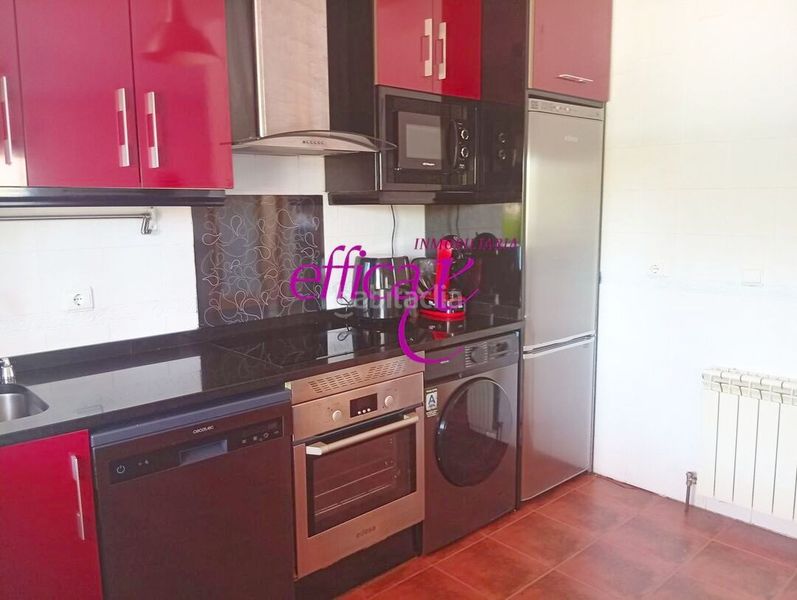 Foto e4311d3c-74ba-4715-afc6-dd62bdb1b0c5. Casa amb calefacció piscina a Lucillos