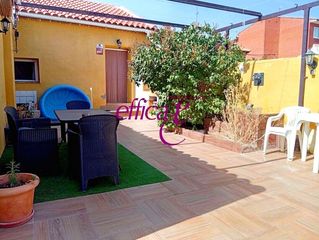 Haus in Santo Domingo - Caudilla. Casa en una sola planta en venta en sto domingo  caudilla