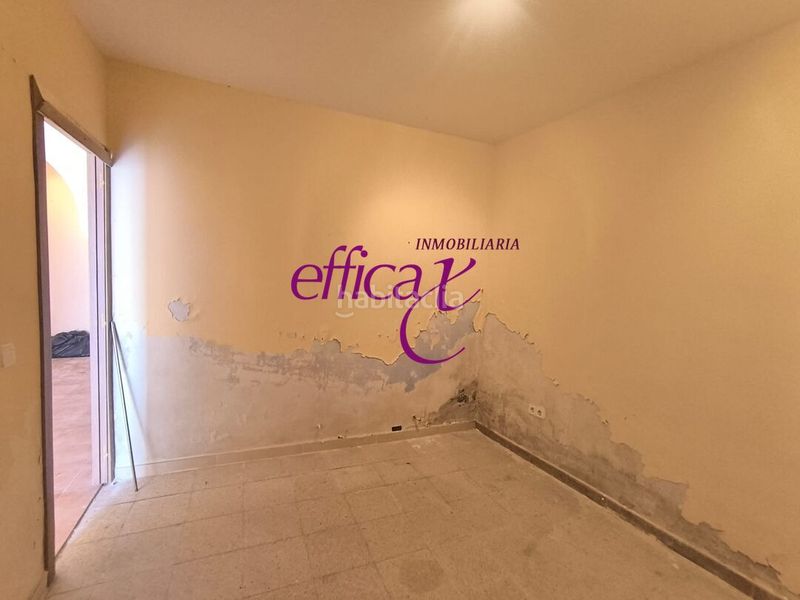 Foto 1ce81d3e-ef08-40e6-a183-15ba829dd2f1. Casa amb aparcament a Novés