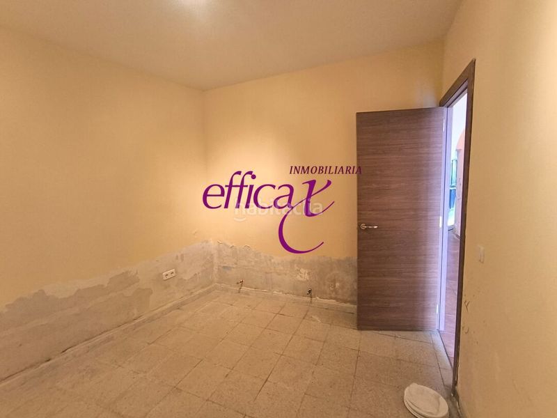 Foto 76a11b83-76a2-497f-8a98-d5c932cf6343. Casa amb aparcament a Novés