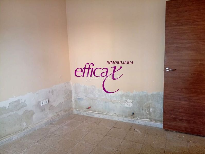Foto 8f9f98ca-8ea5-41c3-8cff-f95735bf74f7. Casa amb aparcament a Novés