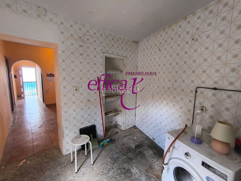 Foto 920c157b-b4cc-4faa-83b6-b06d691110a2. Casa amb aparcament a Novés