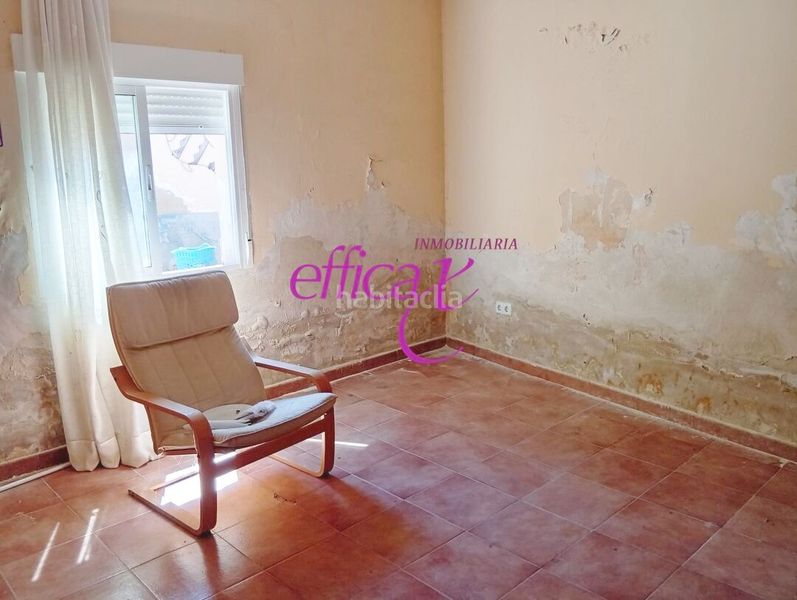 Foto fc69b2fb-885c-4e7c-86b1-a8fd0c511e1c. Casa amb aparcament a Novés