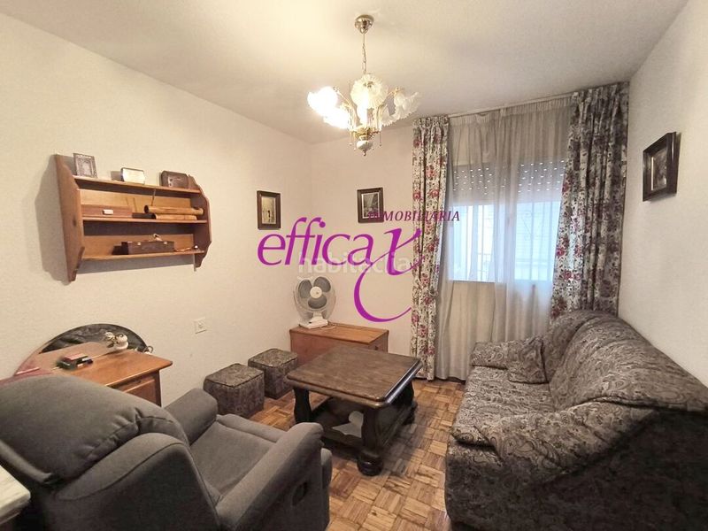 Foto e7cf25a8-f483-4e9d-b149-c8740990de0f. Pis amb calefacció aparcament a Erustes