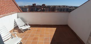 Location Appartement à Puerta Bonita. Ático amueblado