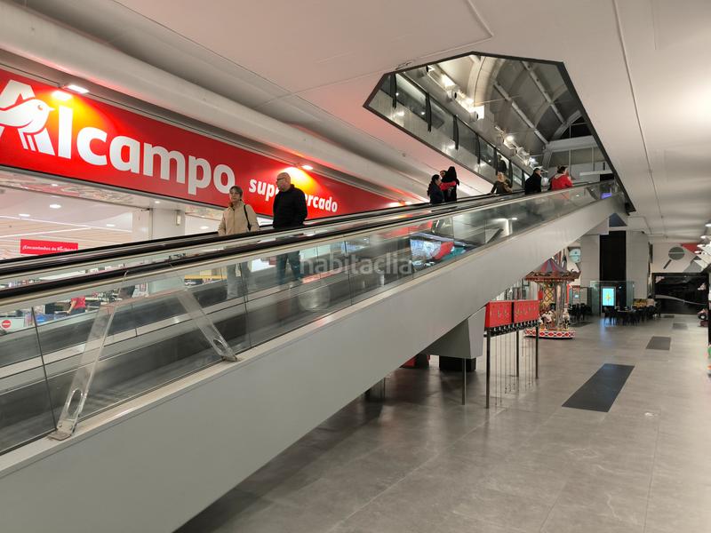 Foto 122ec221-0b39-41f4-8962-924e54fbe39d. Locale commerciale in avenida de las provincias 37 in Fuenlabrada