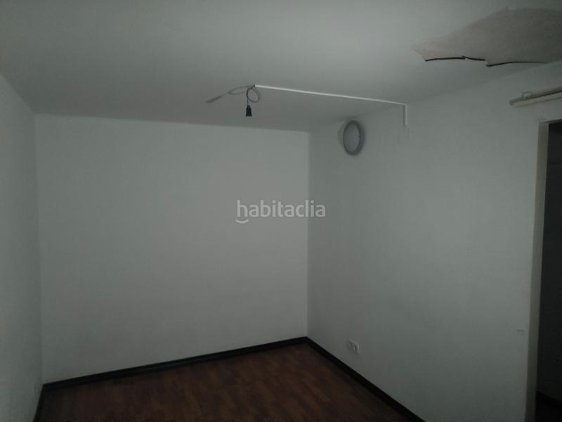 Foto e4762d8e-aa5f-45ff-a0fb-b254140d5647. Locale commerciale in avenida de las provincias 37 in Fuenlabrada