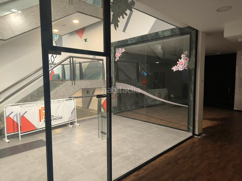 Foto e7c56e4c-2466-464b-825d-53eb421262ec. Locale commerciale in avenida de las provincias 37 in Fuenlabrada