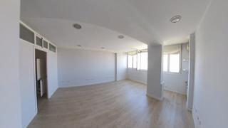 Rent Flat in Paseo de la castellana 121. Atico paseo de la castellana