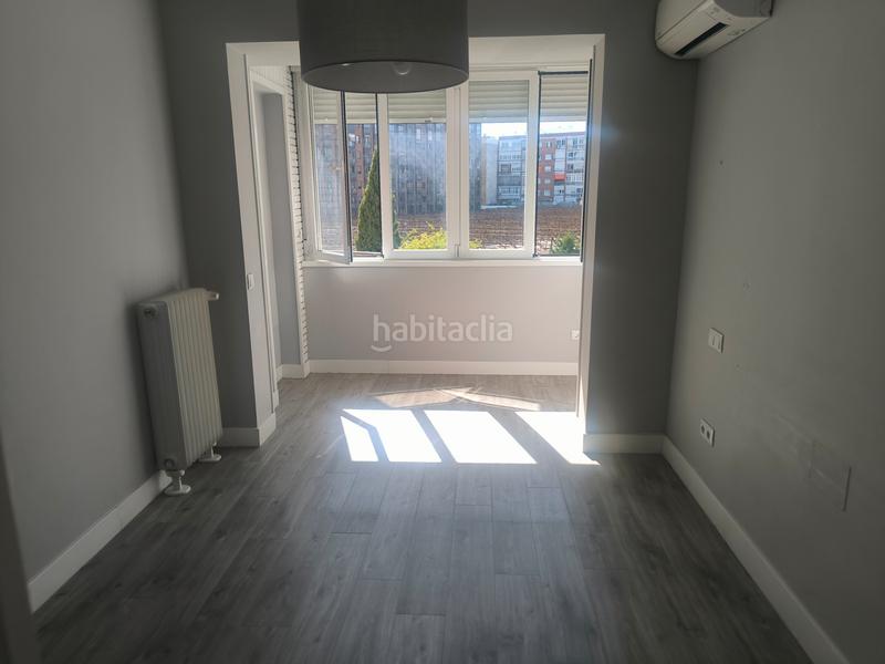 Foto 1ae6fe4c-88d3-444c-af83-2e4ef0b93f29. Rent flat with heating in Niño Jesús Madrid