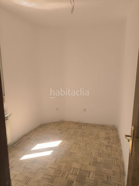 Foto d2cbb8f8-fe8f-4b58-bf8c-575fec298414. Alquiler piso en calle de embajadores 197 piso alquiler embajadores en Madrid