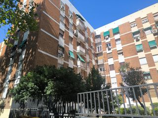 Pis a Calle de la Infanta Mercedes 18