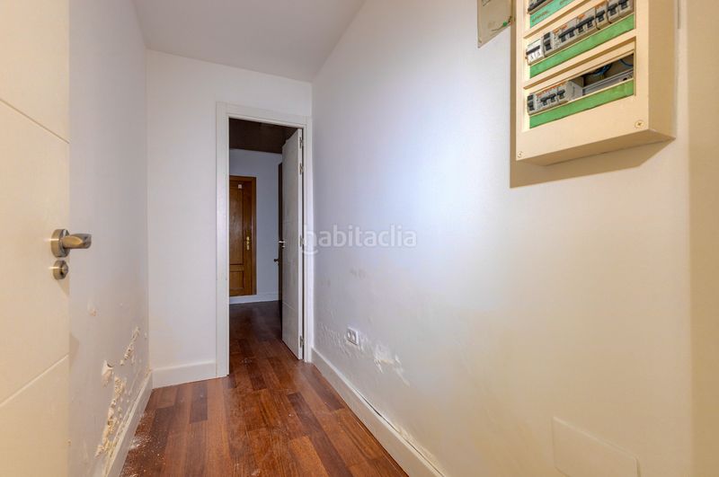 Foto a65f7984-d4c8-4619-8f24-cc9817c2340a. Rent business premise in avenida de las provincias 35 in Fuenlabrada