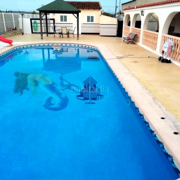 Foto 12f64119-6d41-408c-92af-f7d1929b8bb2. Chalet con camino parcheggio piscina in Fortuna